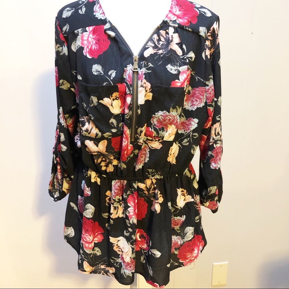 🛑SOLD🛑J for Justify Women’s Top